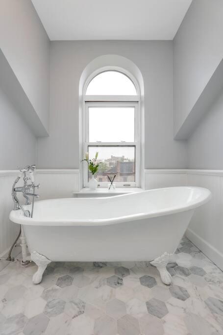 Appartamento The Lumber Baron'S Penthouse 3Br / 2.5 Ba Detroit Esterno foto